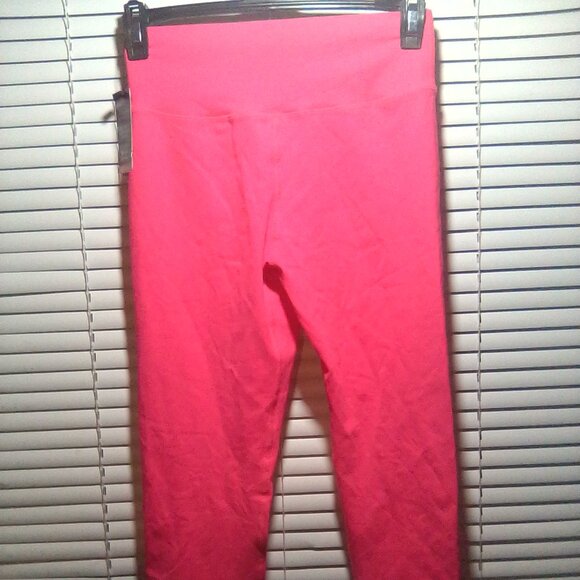 Women's gym leggings by Muscle Nation - Picture 1 of 5